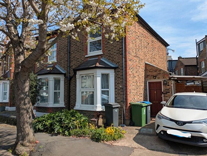 3 Bedroom Terraced House To Rent In Linden Crescent, Kingston Upon Thames, KT1