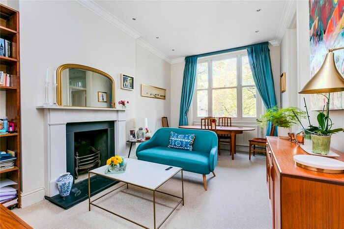 2 Bedroom Flat To Rent In Wetherby Mansions, Earl's Court Square, London, SW5