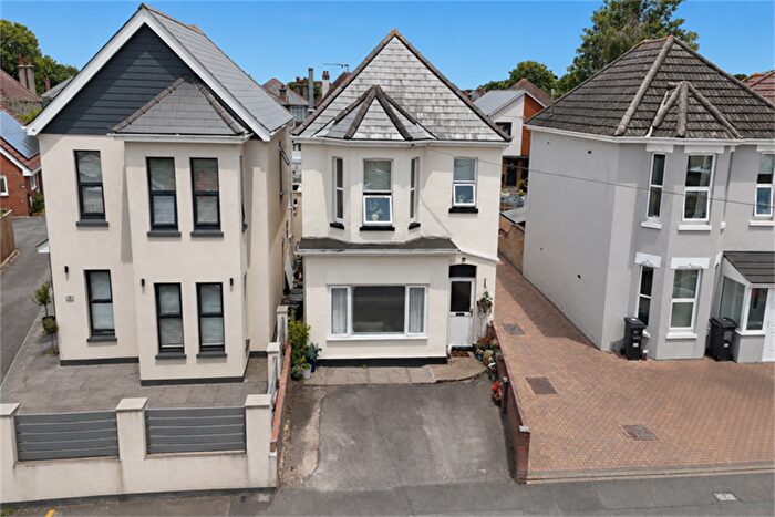 1 Bedroom Flat For Sale In Southbourne, BH5