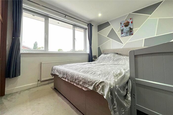 2 Bedroom Terraced House For Sale In Colne Way, Ash, Surrey, GU12