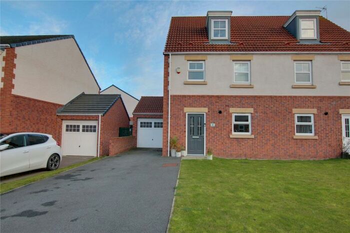 4 Bedroom Semi-Detached House To Rent In Mulberry Drive, Spennymoor, DL16