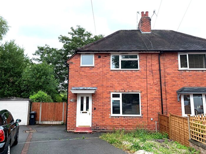 3 Bedroom Semi-Detached House For Sale In Ash Grove, Silverdale, Newcastle, ST5