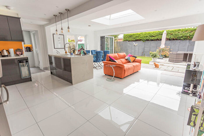 3 Bedroom Detached House For Sale In Mansfield Place, Ascot, Berkshire, SL5