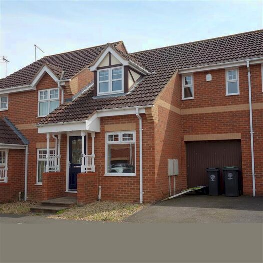3 Bedroom Semi-Detached House To Rent In Creed Road, Oundle, Peterborough, PE8