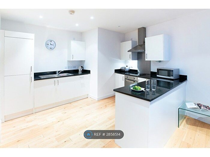 2 Bedroom Flat To Rent In Clarendon Road, Watford, WD17