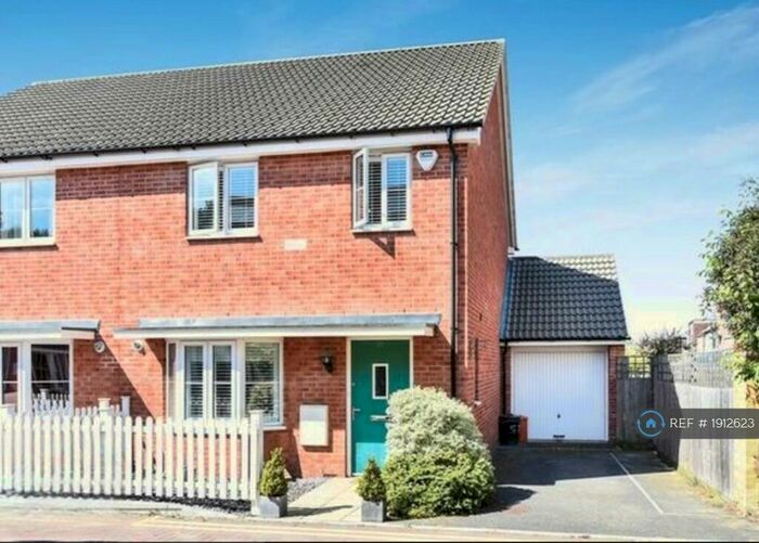 3 Bedroom Semi-Detached House To Rent In Mellowes Road, Hornchurch, RM11