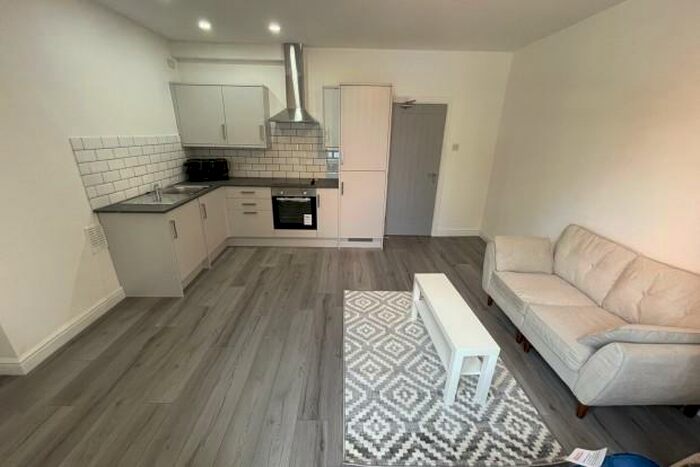 1 Bedroom Flat To Rent In Richmond Road - Cardiff, CF24