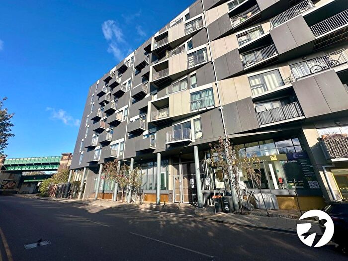 2 Bedroom Flat For Sale In Thurston Road, London, SE13