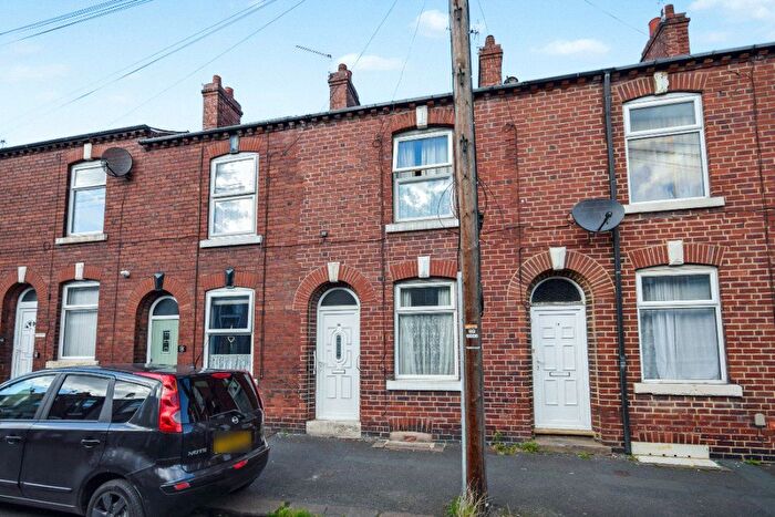 2 Bedroom Terraced House For Sale In Earl Street, Wakefield, West Yorkshire, WF1