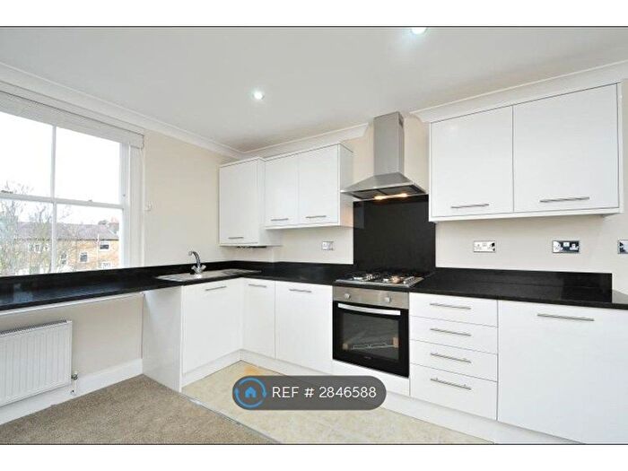 1 Bedroom Flat To Rent In Luxor Street, London, SE5