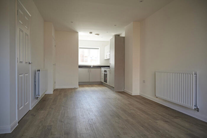 2 Bedroom Semi-Detached House To Rent In Cantle Mews, CM7