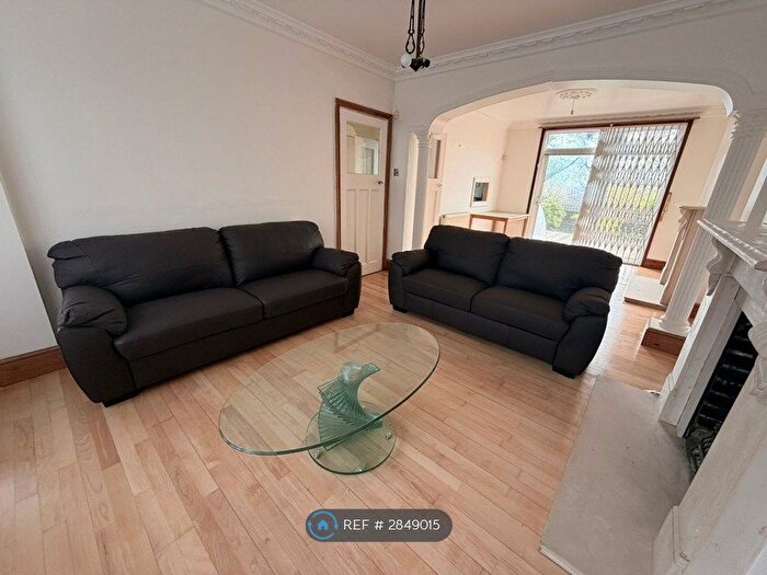 4 Bedroom End Terrace House To Rent In Leigham Court Road, London, SW16