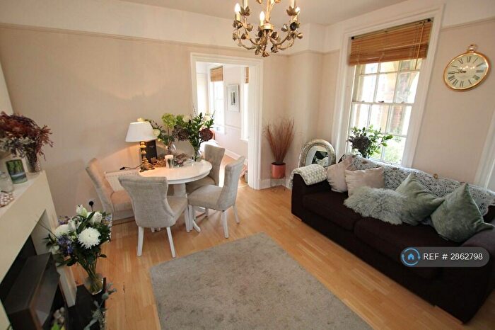 1 Bedroom Flat To Rent In Geffery Court, London, SE9
