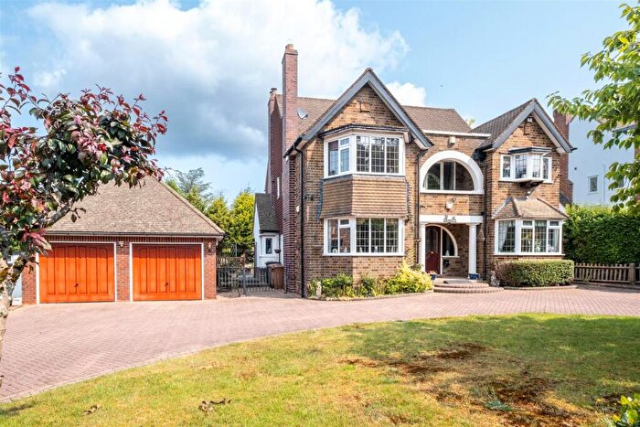 3 Bedroom Detached House For Sale In Talbot Avenue, Little Aston, Sutton Coldfield, B74