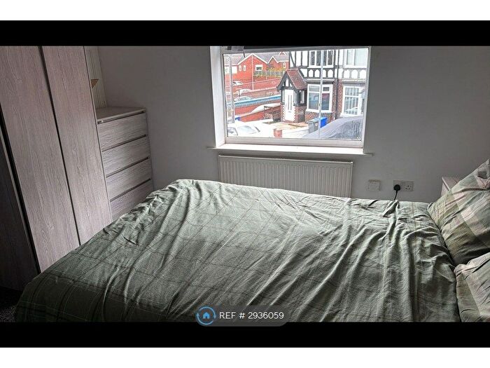 3 Bedroom Detached House To Rent In Warwick Avenue, Stoke-On-Trent, ST3