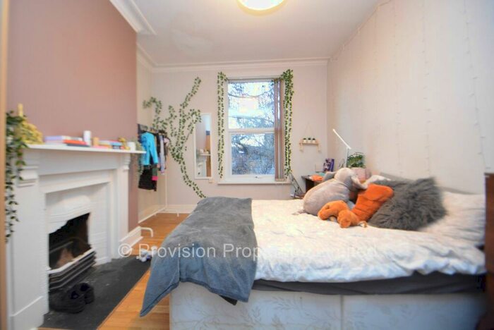 6 Bedroom Terraced House To Rent In Ash Grove, Hyde Park, Leeds, LS6