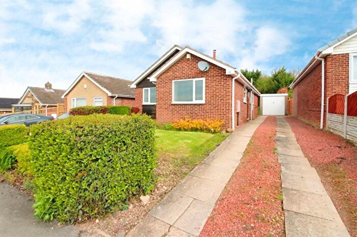 3 Bedroom Detached Bungalow For Sale In Sandgate Drive, Kippax, Leeds, LS25