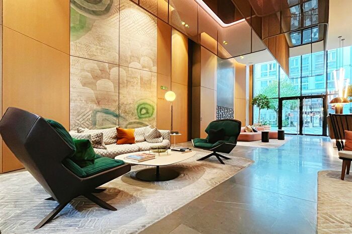 2 Bedroom Flat To Rent In Portugal Street, London, WC2A