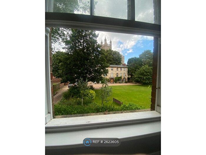 2 Bedroom Flat To Rent In St. Johns Lane, Gloucester, GL1