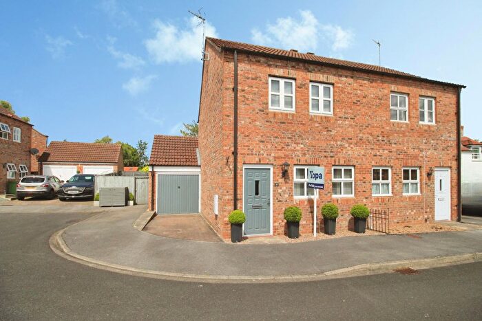 2 Bedroom Semi-Detached House For Sale In Jubilee Close, Shiptonthorpe, YO43