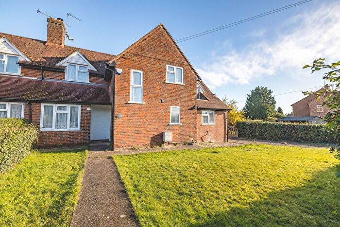 3 Bedroom End Of Terrace House For Sale In Layters Close, Chalfont St Peter, SL9