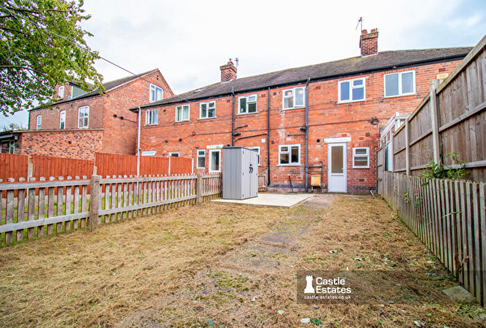 2 Bedroom Terraced House For Sale In Highfield Road, NG7