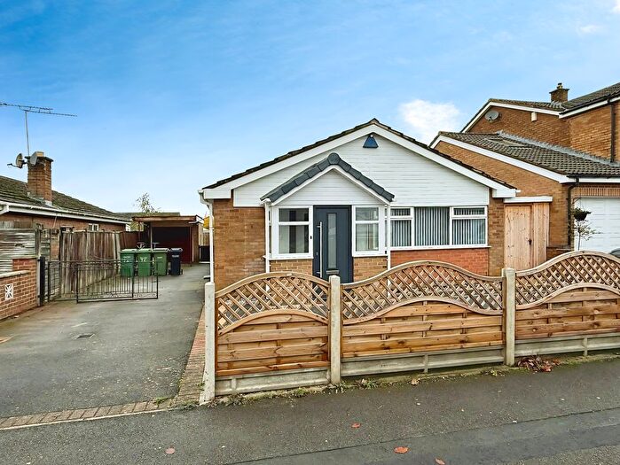 3 Bedroom Detached Bungalow For Sale In Severn Road, Oadby, LE2