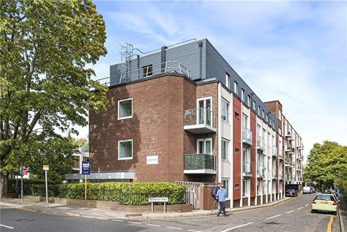 1 Bedroom Flat For Sale In Knoll Rise, Orpington, Kent, BR6