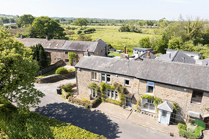 2 Bedroom Cottage For Sale In The Green, Osbaldeston, BB2