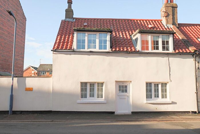 4 Bedroom Cottage For Sale In Reynolds Street, Filey, YO14