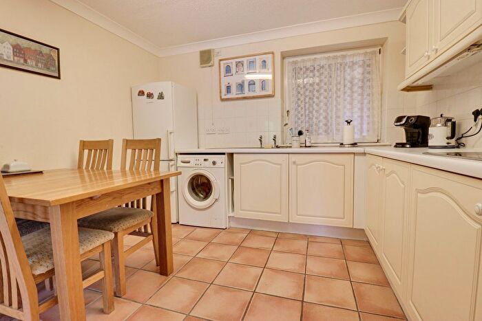 2 Bedroom Bungalow For Sale In High Wych Road, Sawbridgeworth, CM21