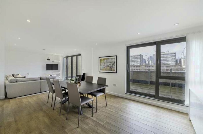3 Bedroom Apartment To Rent In Palm House, Sancroft Street, Vauxhall, London, SE11