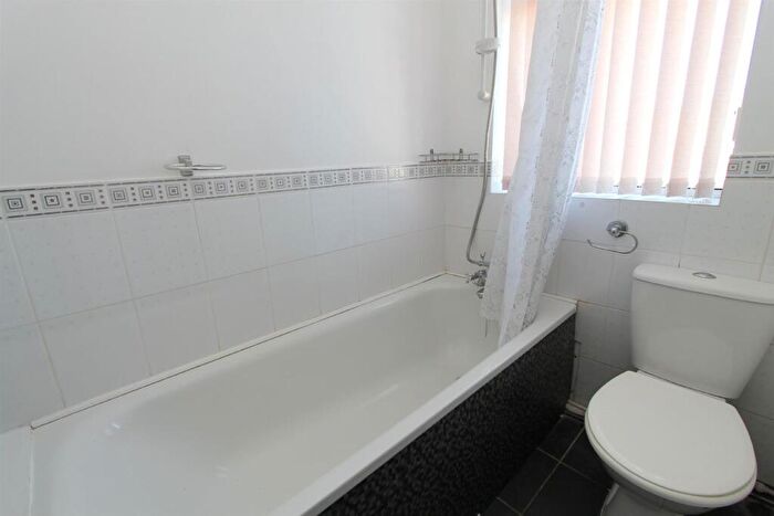 Studio To Rent In Beach Road, Thornton-Cleveleys, FY5