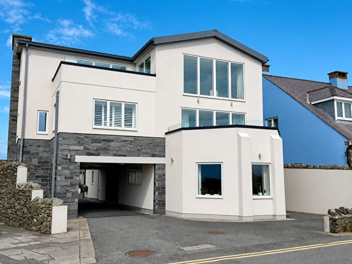 5 Bedroom Detached House For Sale In Rhosneigr, LL64
