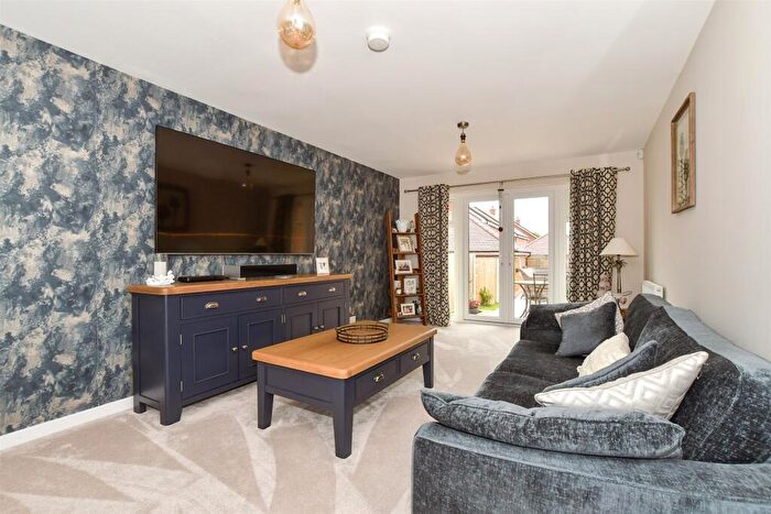 4 Bedroom Detached House For Sale In Springett Close, Thakeham, Pulborough, West Sussex, RH20