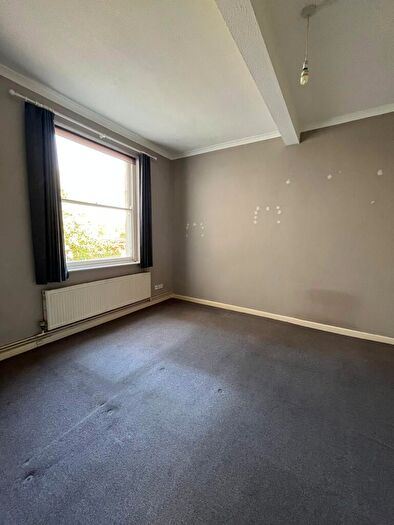 2 Bedroom Apartment To Rent In Richmond Road, Brighton, BN2