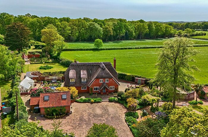 6 Bedroom Detached House For Sale In Tatchbury Mount, Calmore, Southampton, Hampshire, SO40