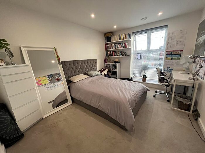 2 Bedroom Flat To Rent In Oxford Road, Luton, LU1