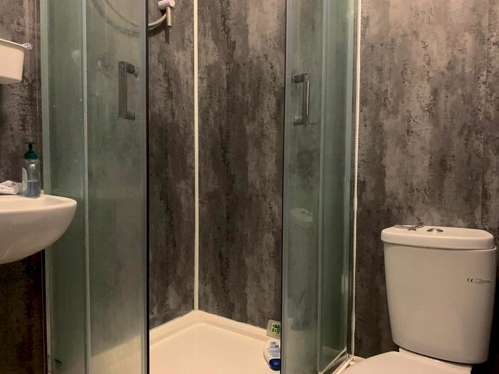 2 Bedroom Property To Rent In Livingstone Road, Southampton, SO14