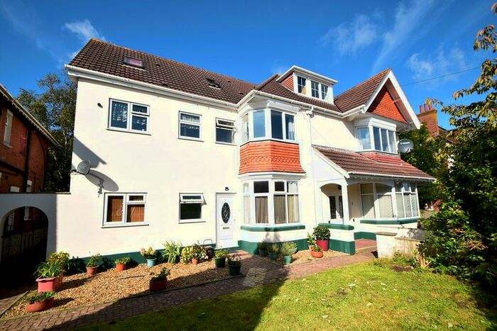 1 Bedroom Flat To Rent In Bournemouth, BH8