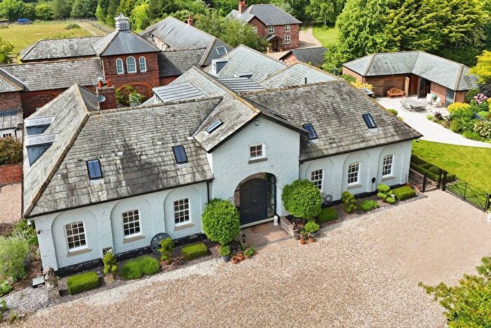 6 Bedroom Detached House For Sale In South Lawn Way, Melton, North Ferriby, HU14