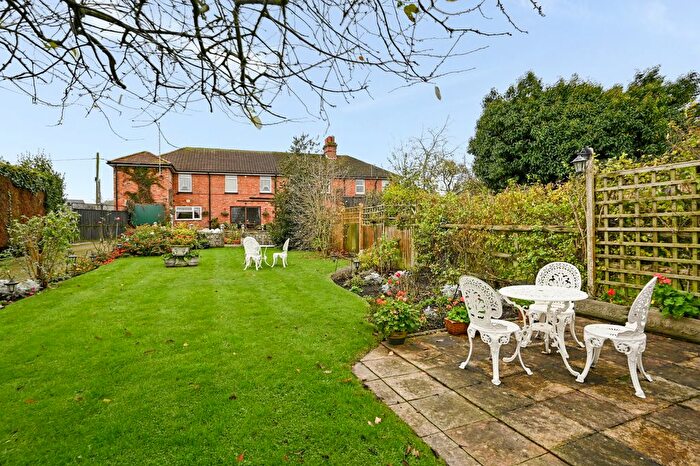 5 Bedroom Semi-detached House For Sale In Main Road, Sellindge, TN25