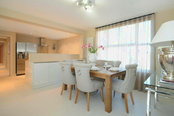 3 Bedroom Apartment To Rent In Boydell Court, St John's Wood, NW8