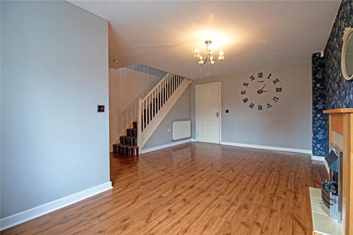 3 Bedroom Terraced House For Sale In Sunningdale Way, Gainsborough, Lincolnshire, DN21