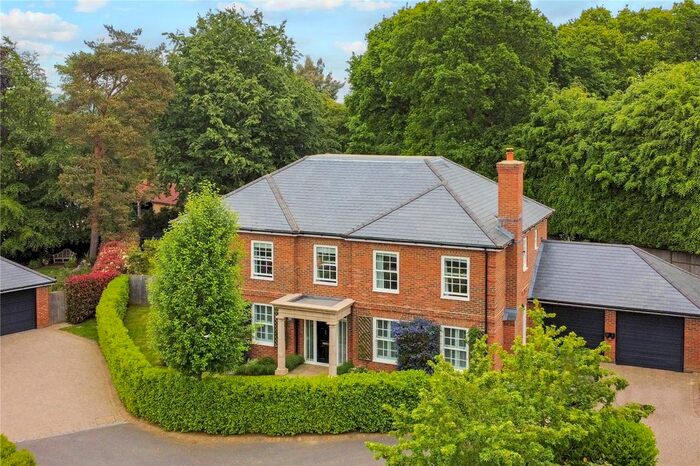5 Bedroom Detached House For Sale In Paddock Gardens, Crouch, Borough Green, Sevenoaks, TN15