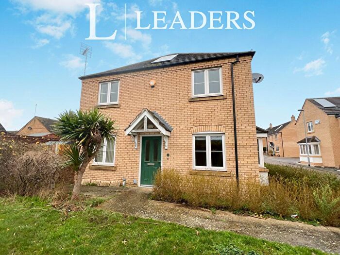 3 Bedroom Semi-Detached House To Rent In Burchnell Gardens, Bourne, PE10