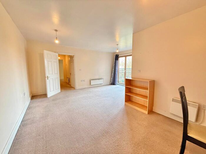 1 Bedroom Flat To Rent In Brandan House, Sovereign Place, Harrow, HA1
