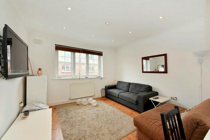 4 Bedroom Flat To Rent In Ranelagh Garden Mansions, Ranelagh Gardens, SW6