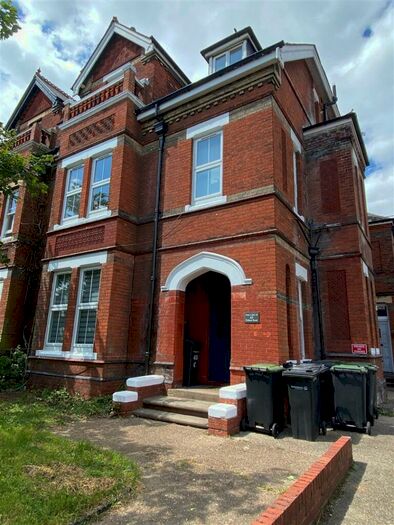 1 Bedroom Flat To Rent In Pelham Road, Gravesend, DA11