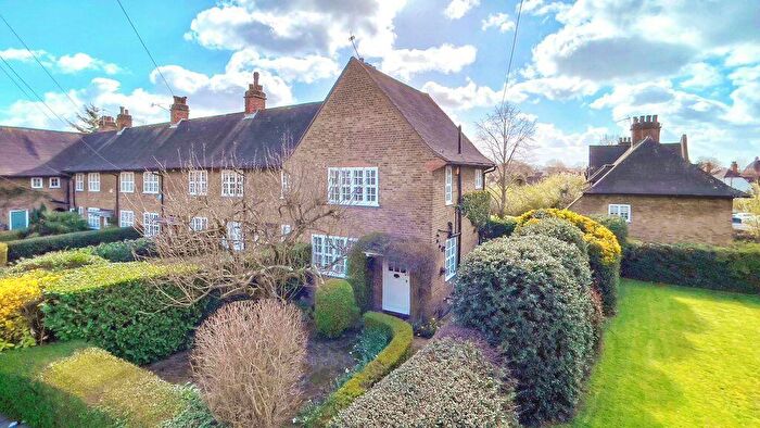 2 Bedroom Terraced House For Sale In Asmuns Place, Hampstead Garden Suburb, NW11